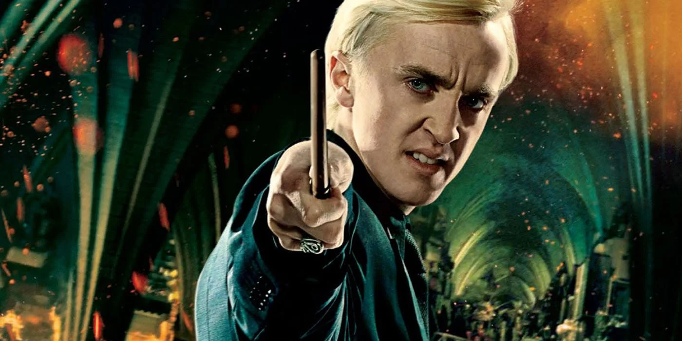 Is it Draco that is supposed to save the wizarding world, instead of Harry ...